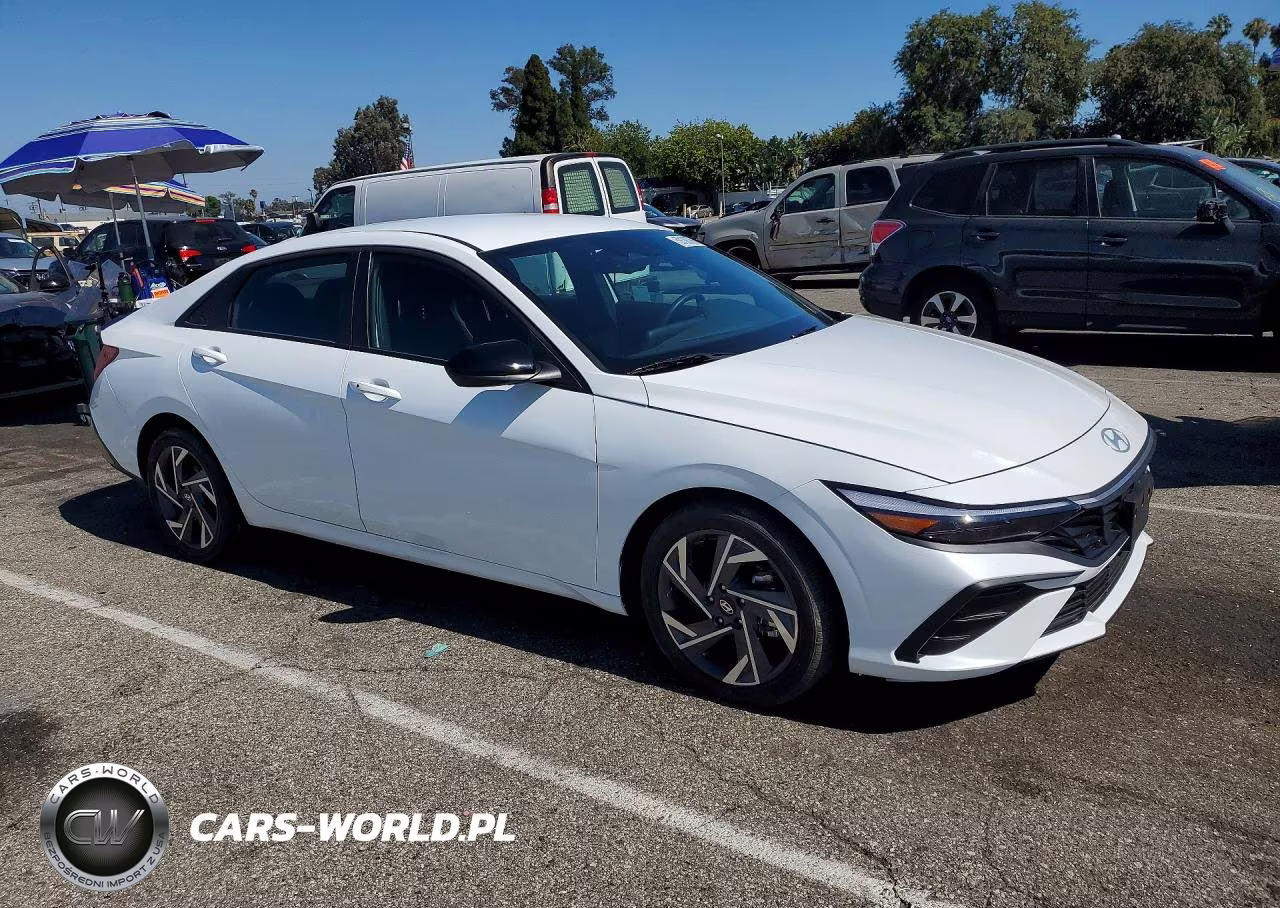 2025 Hyundai Elantra Sel Sport VIN:KMHLM4DG1SU065916 - 4