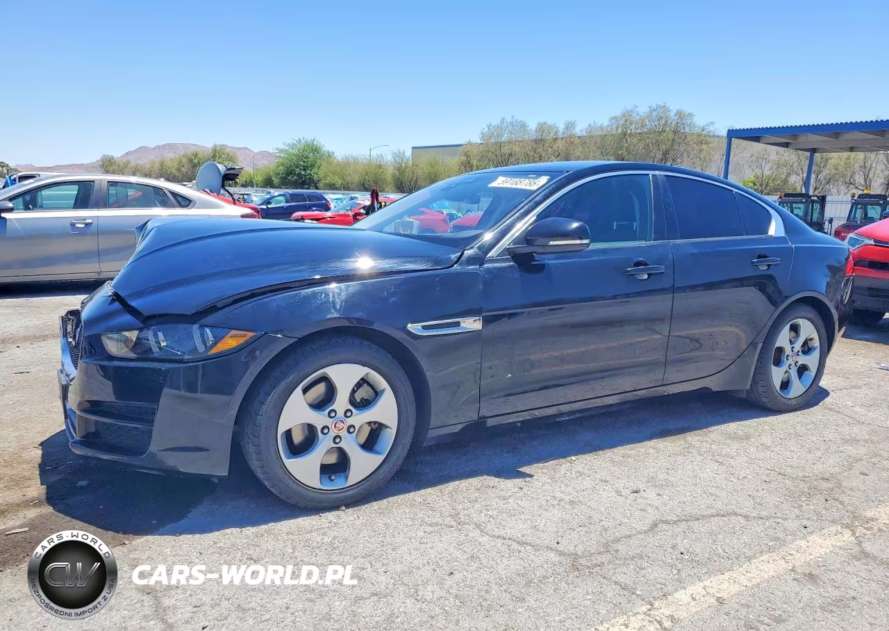 2017 Jaguar Xe