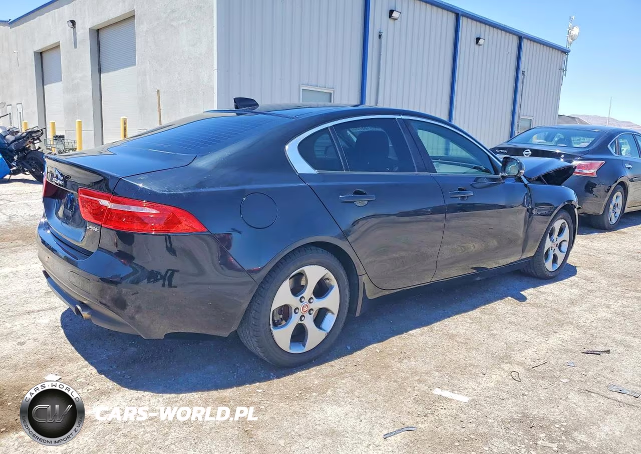 2017 Jaguar Xe VIN:SAJAR4BG9HA973784 - 3