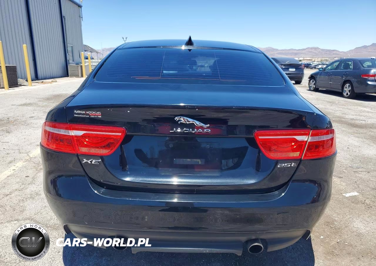 2017 Jaguar Xe VIN:SAJAR4BG9HA973784 - 6
