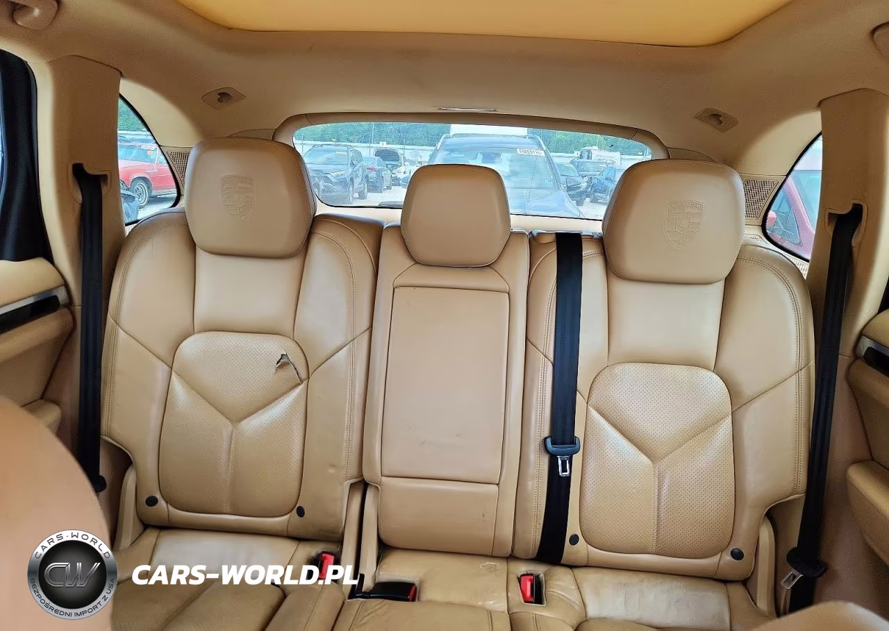 2017 Porsche Cayenne VIN:WP1AA2A21HKA85751 - 10