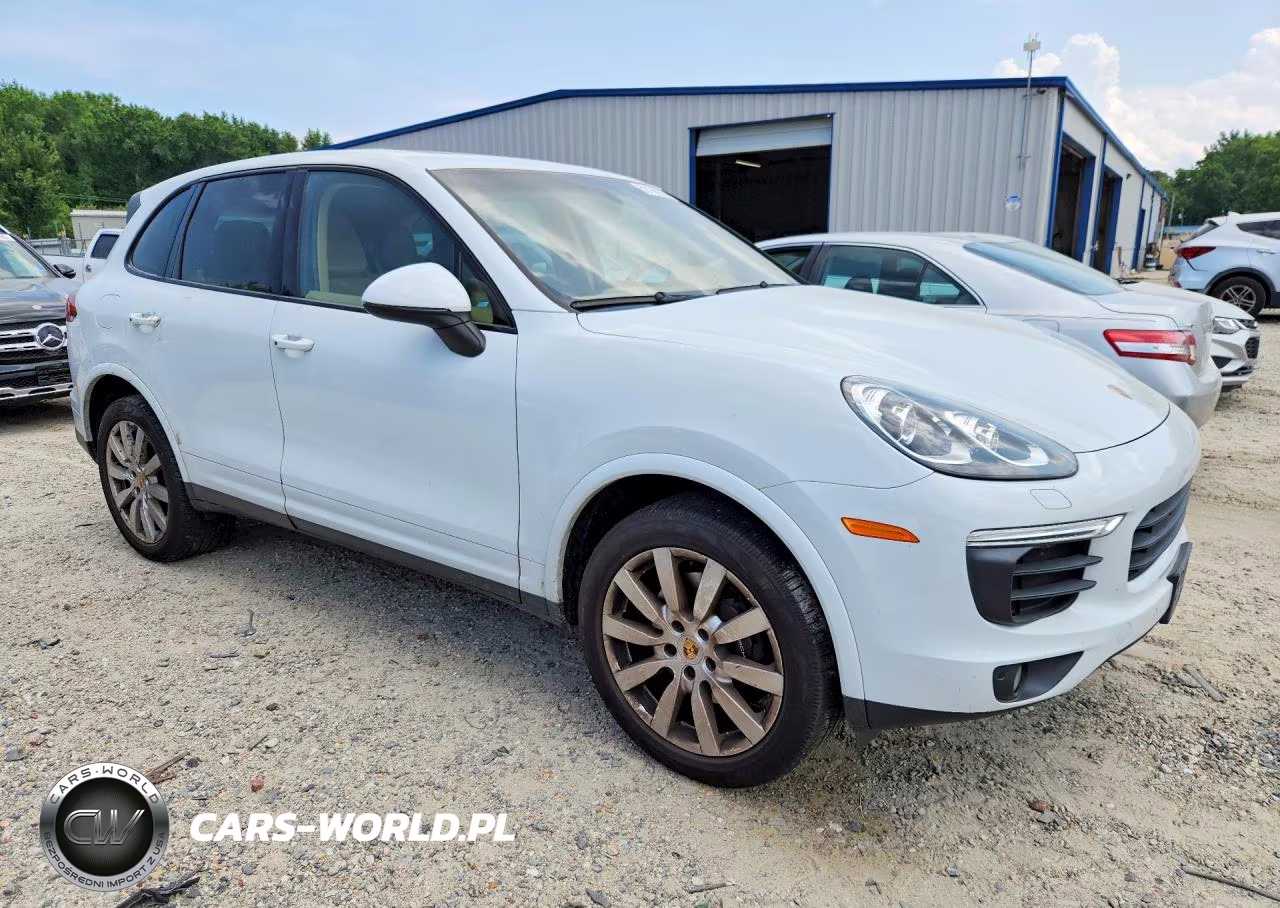 2017 Porsche Cayenne VIN:WP1AA2A21HKA85751 - 4
