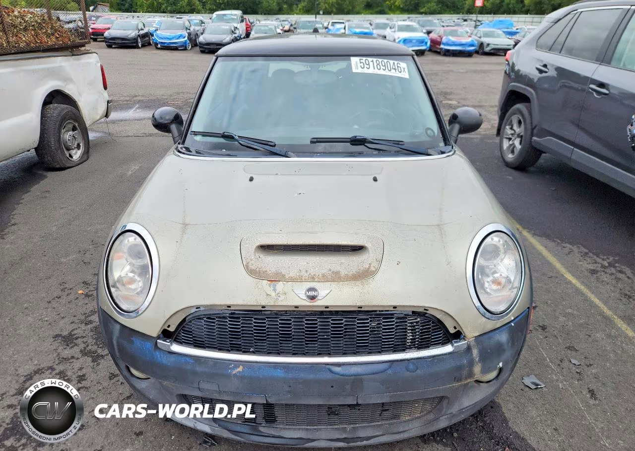 2007 Mini Cooper S VIN:WMWMF73517TV31343 - 5