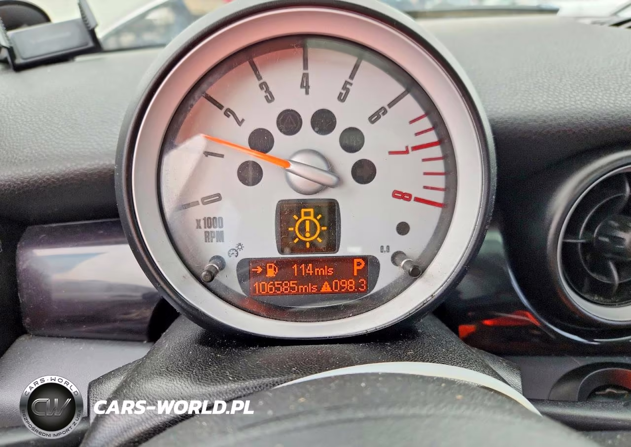 2007 Mini Cooper S VIN:WMWMF73517TV31343 - 9