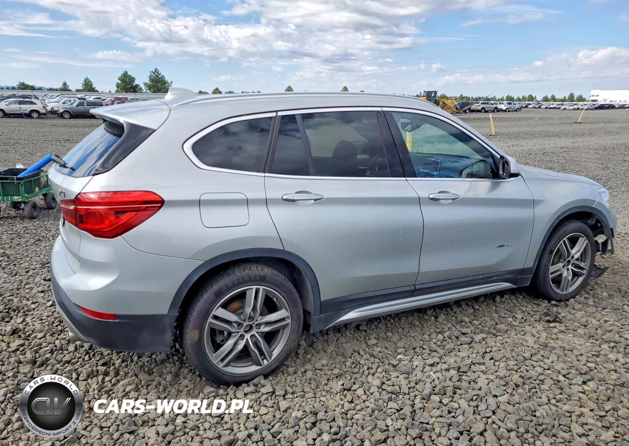 2018 BMW X1 xDrive28I VIN:WBXHT3C34J5K27636 - 3