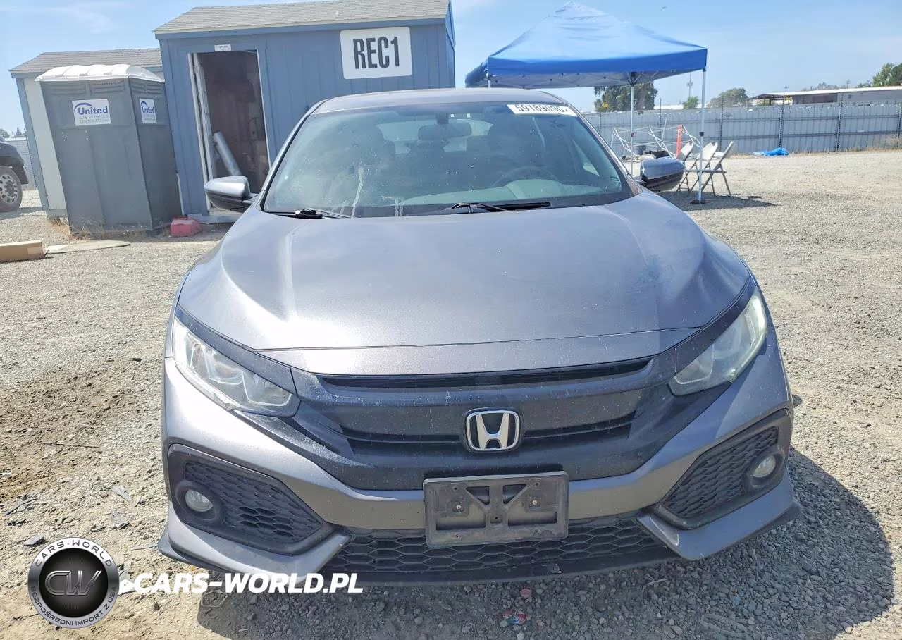 2018 Honda Civic Sport VIN:SHHFK7H40JU211026 - 5