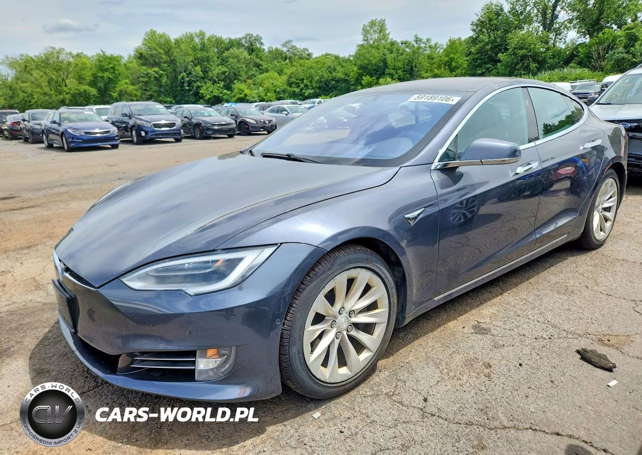 2018 Tesla Model S – zdjęcie 1 z 12