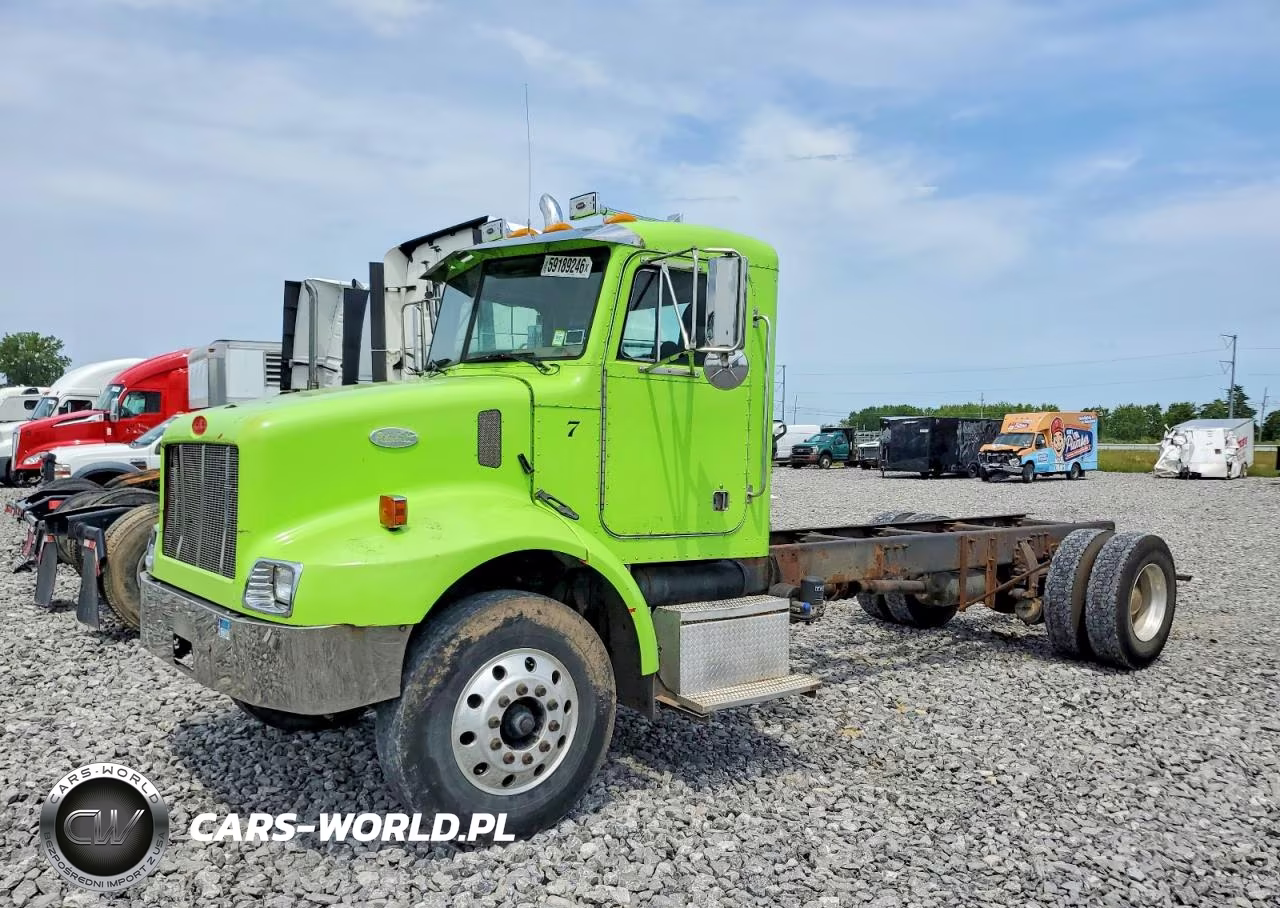 2003 Peterbilt 330 Truck Cab And Chassis VIN:2NPNHD7X73M811626 - 2