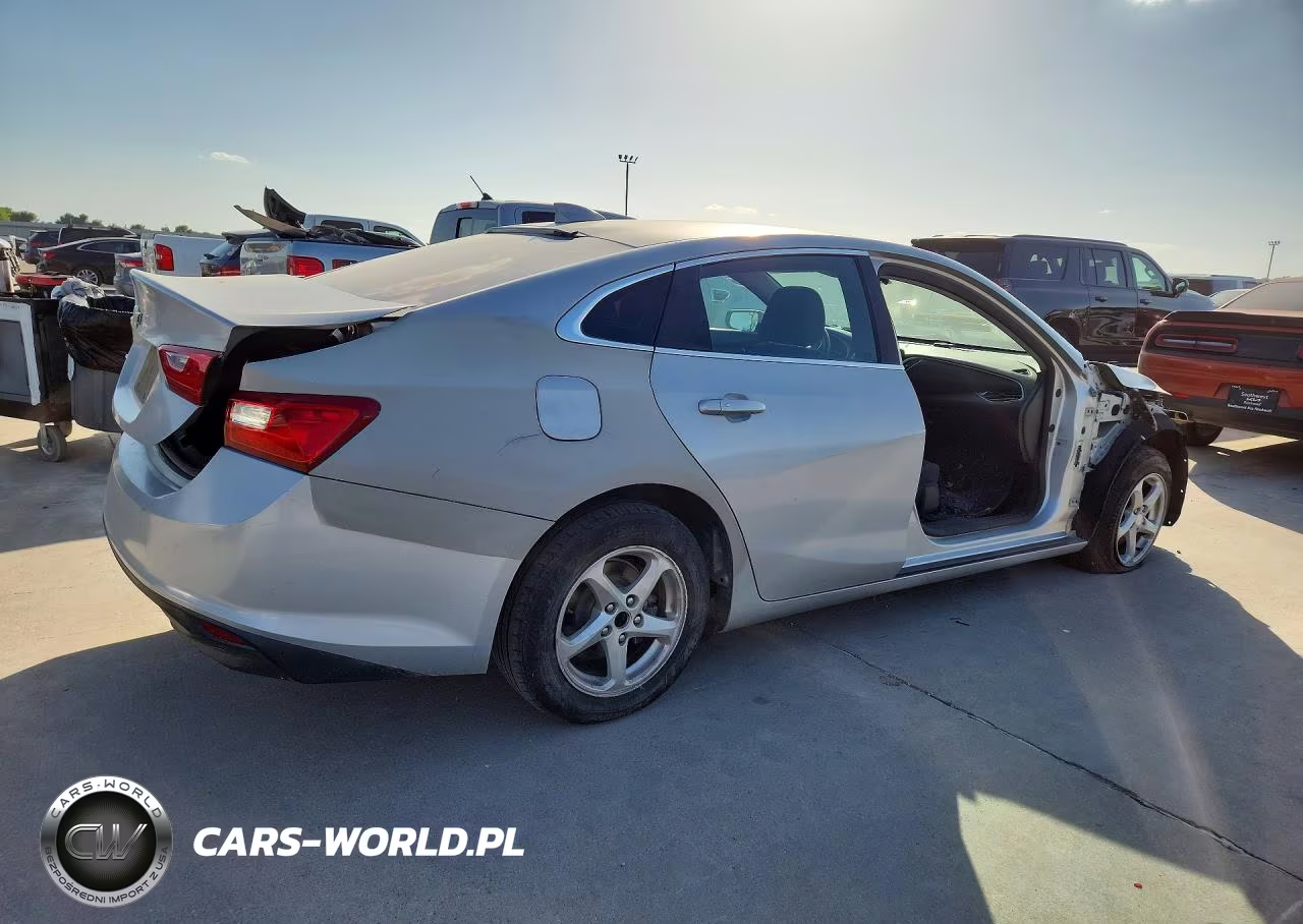 2017 Chevrolet Malibu Ls VIN:1G1ZB5ST3HF267916 - 3