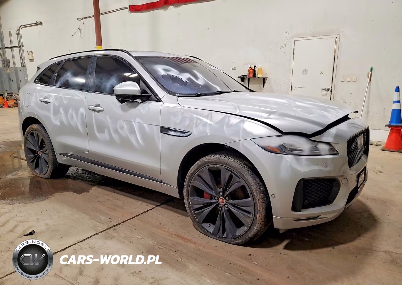 2017 Jaguar F-Pace S VIN:SADCM2BV4HA057558 - 4