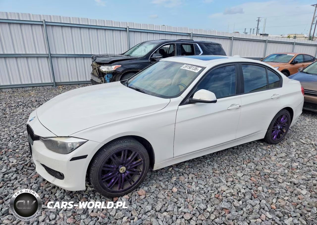 2013 BMW 320 I xDrive – zdjęcie 1 z 12