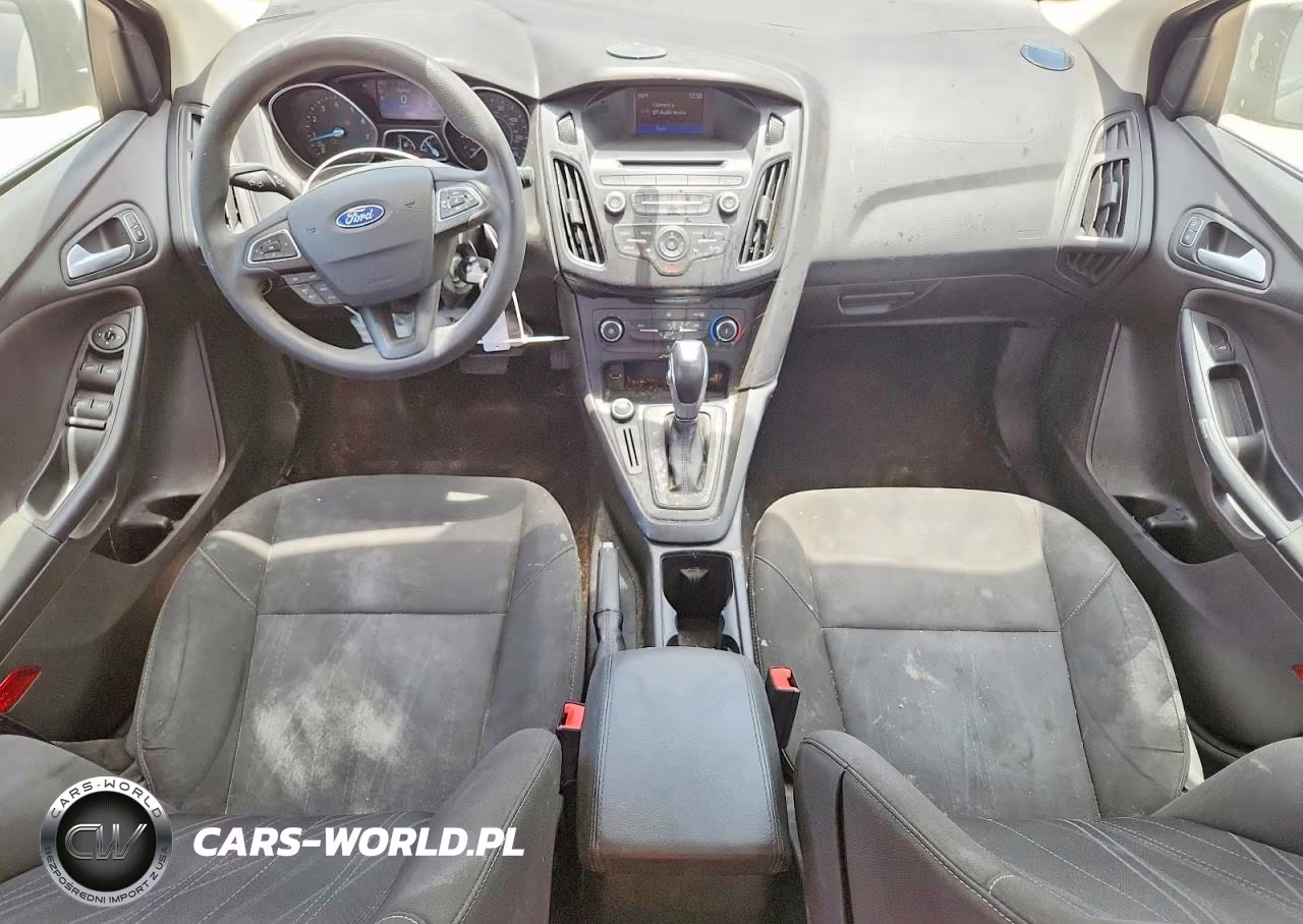 2016 Ford Focus Se VIN:1FADP3F2XGL256698 - 8