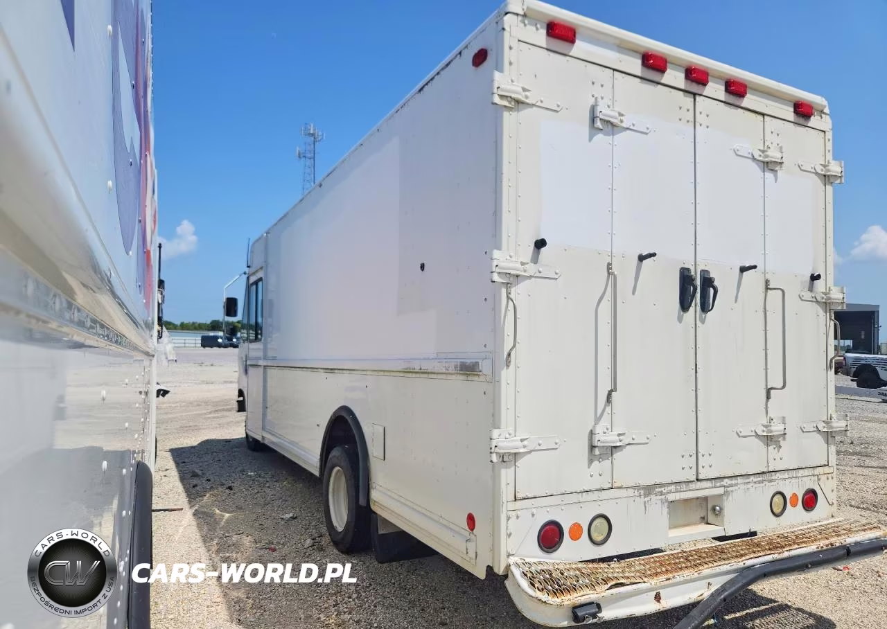 2003 Ford E350 Delivery Truck VIN:1FCKE39L93HB32964 - 2