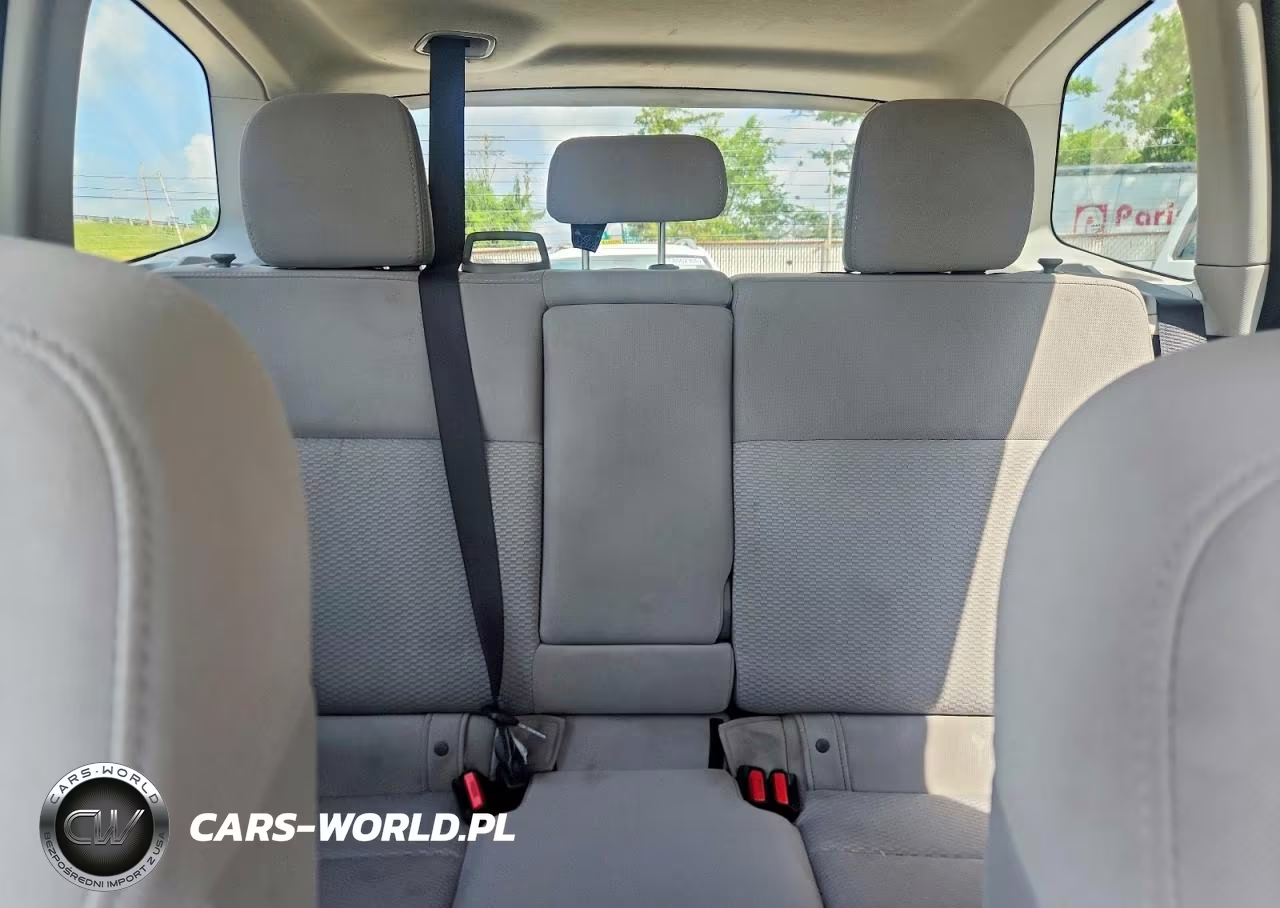 2016 Subaru Forester 2.5I Premium VIN:JF2SJADC8GH400322 - 10