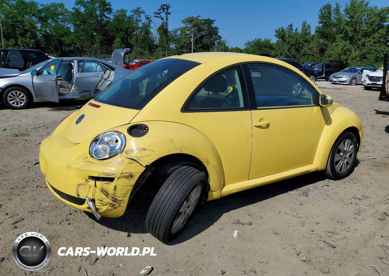 2008 Volkswagen New Beetle S VIN:3VWPW31C78M521391 - 3