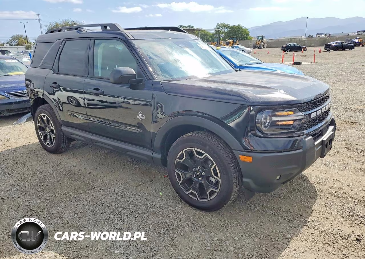 2026 Ford Bronco Sport Outer Banks VIN:3FMCR9CN9TRE05496 - 4