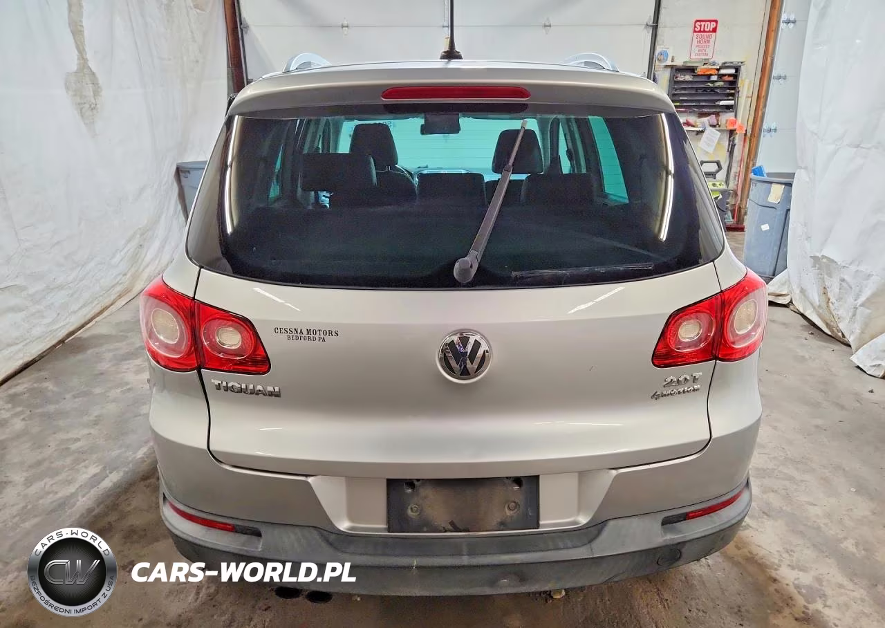 2011 Volkswagen Tiguan S VIN:WVGBV7AX0BW524260 - 6