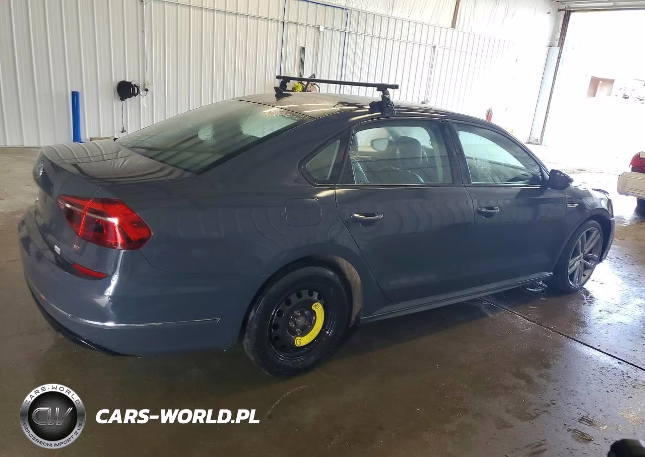 2018 Volkswagen Passat S VIN:1VWAA7A39JC019534 - 3