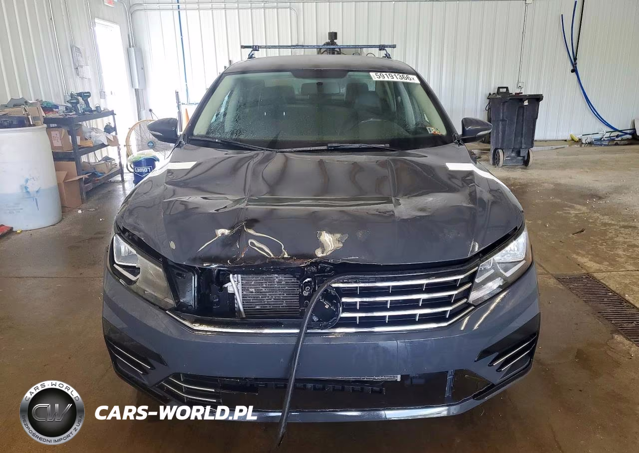 2018 Volkswagen Passat S VIN:1VWAA7A39JC019534 - 5