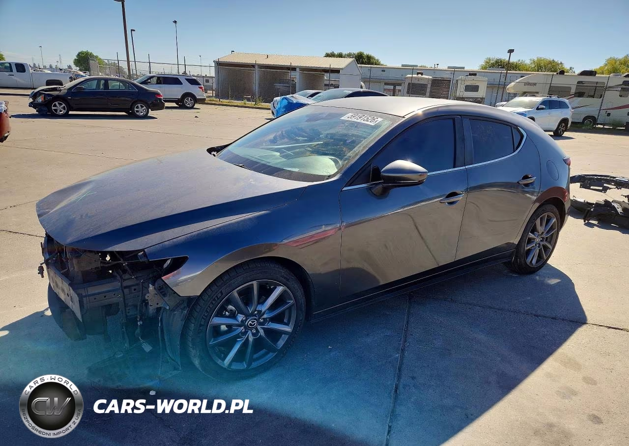 2021 Mazda 3 Select