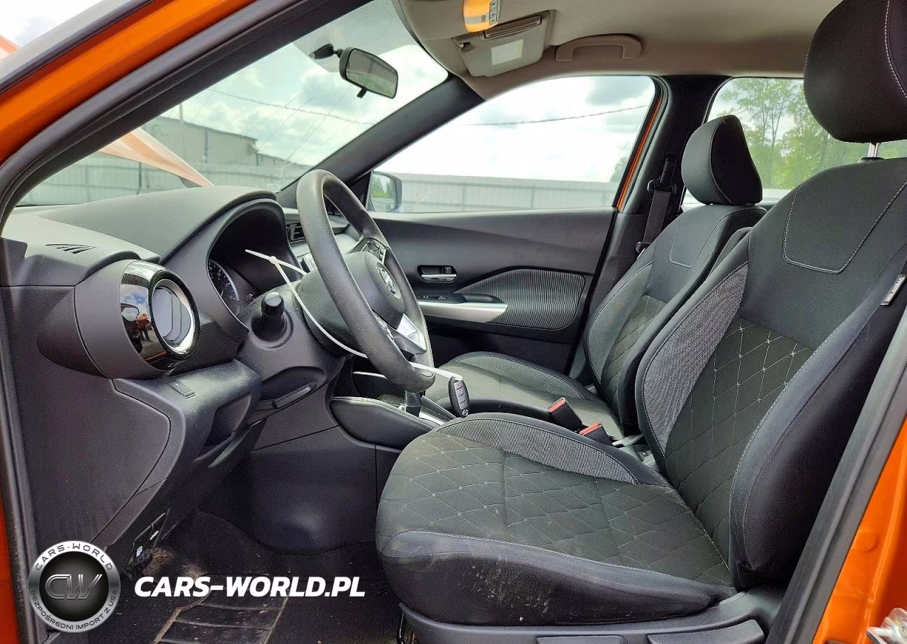 2018 Nissan Kicks VIN:3N1CP5CU1JL526925 - 7