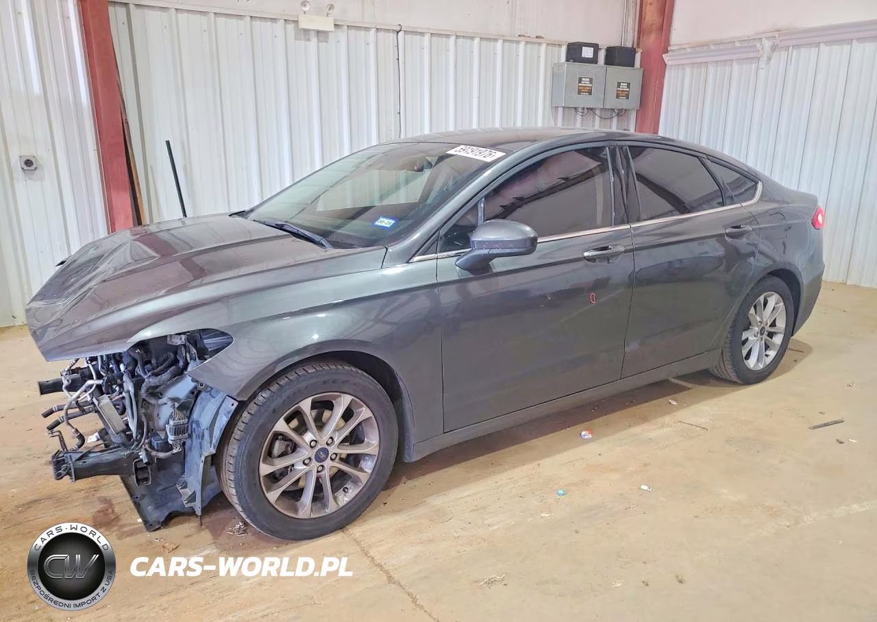 2020 Ford Fusion Se – zdjęcie 1 z 13