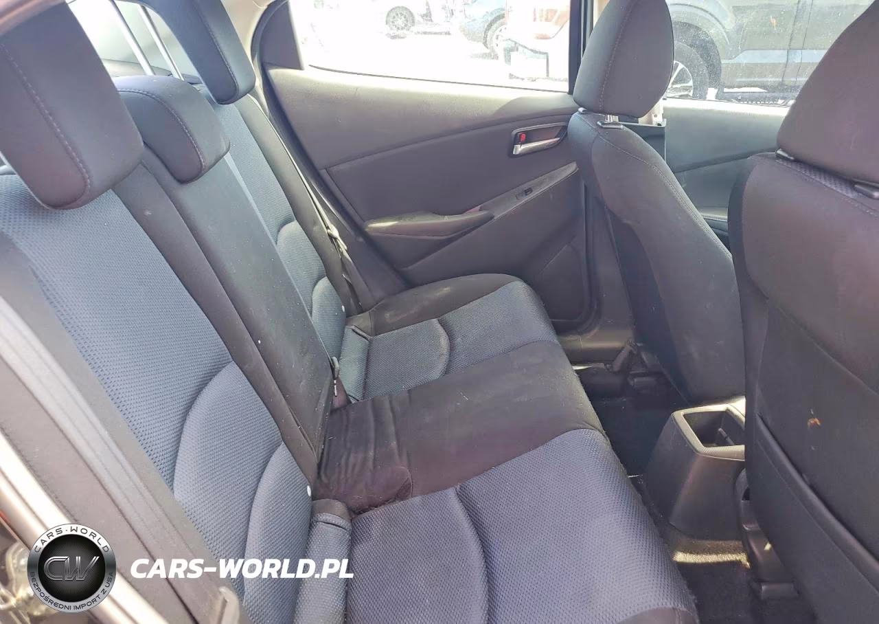 2017 Toyota Yaris Ia Base VIN:3MYDLBYVXHY164136 - 10