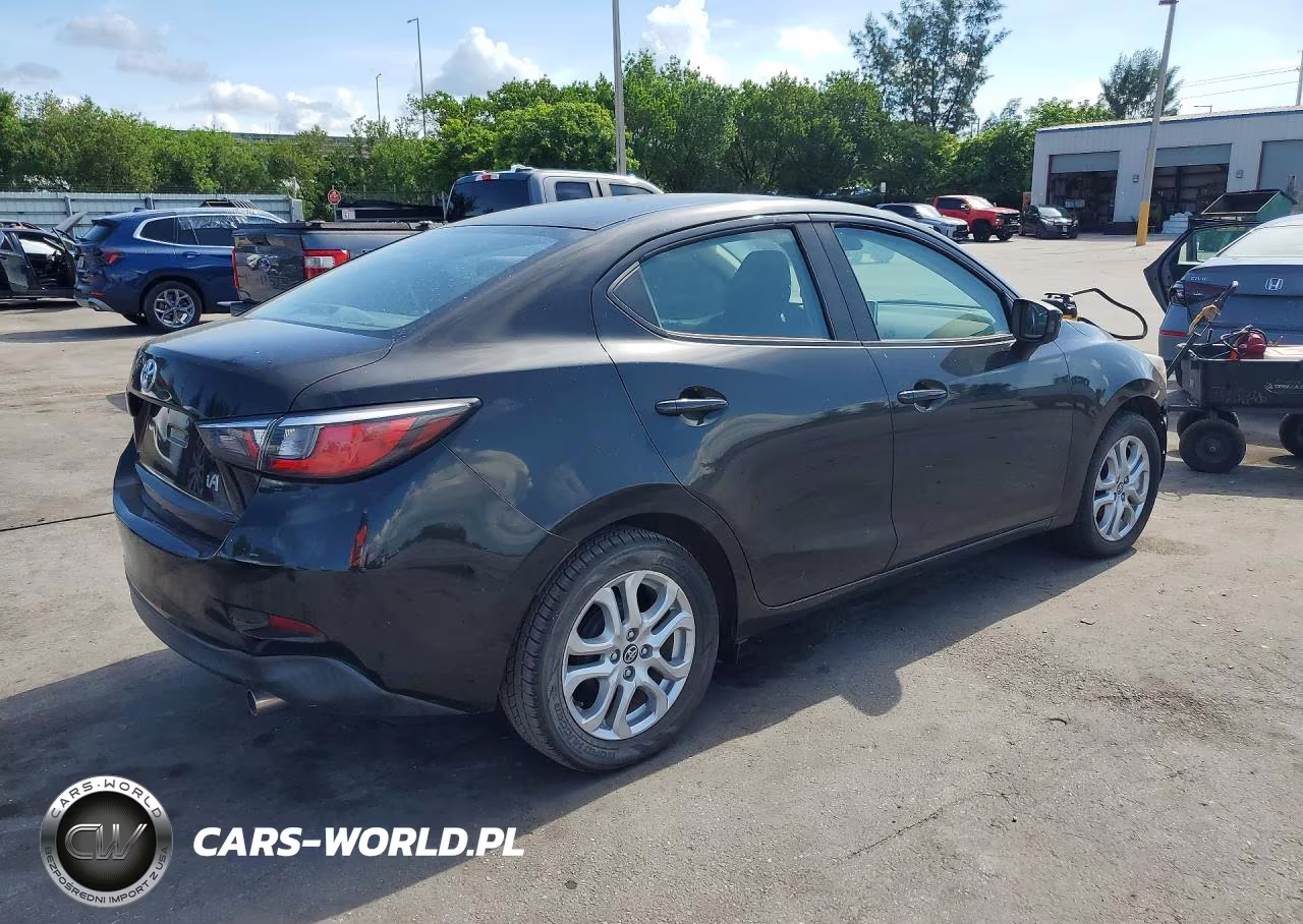 2017 Toyota Yaris Ia Base VIN:3MYDLBYVXHY164136 - 3