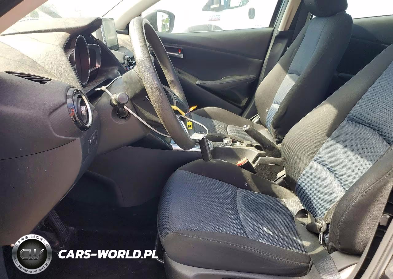 2017 Toyota Yaris Ia Base VIN:3MYDLBYVXHY164136 - 7