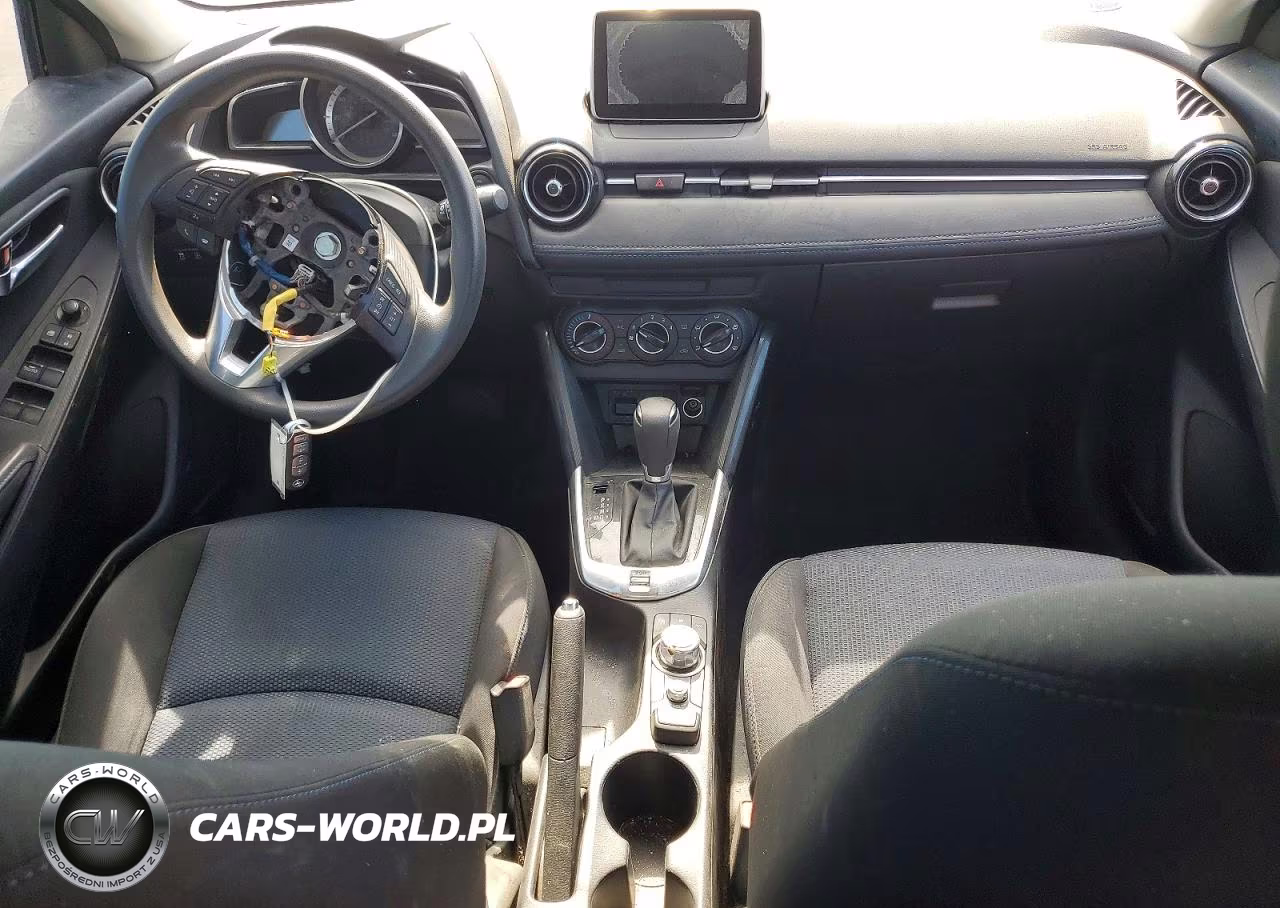 2017 Toyota Yaris Ia Base VIN:3MYDLBYVXHY164136 - 8