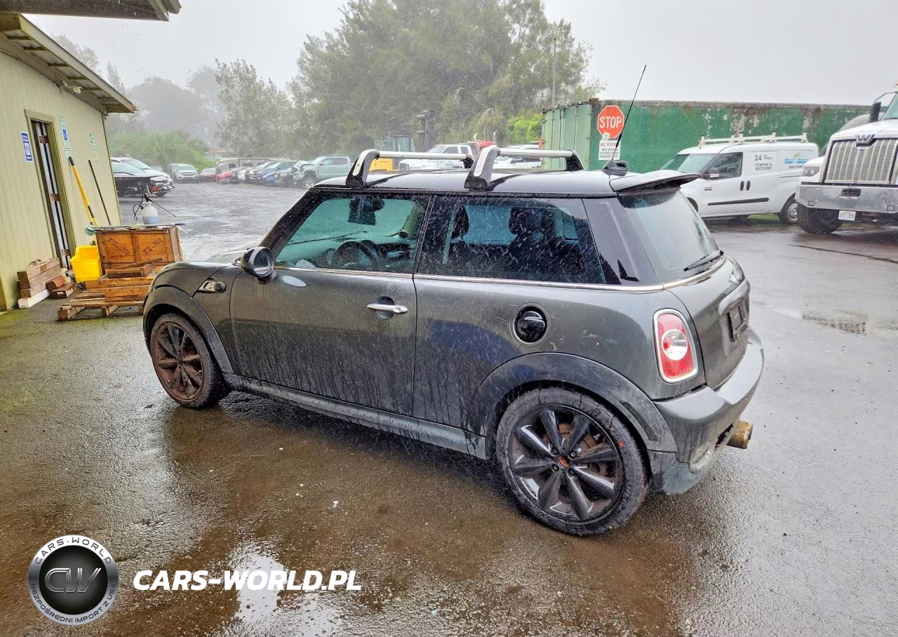 2011 Mini Cooper S VIN:WMWSV3C59BTY22149 - 2