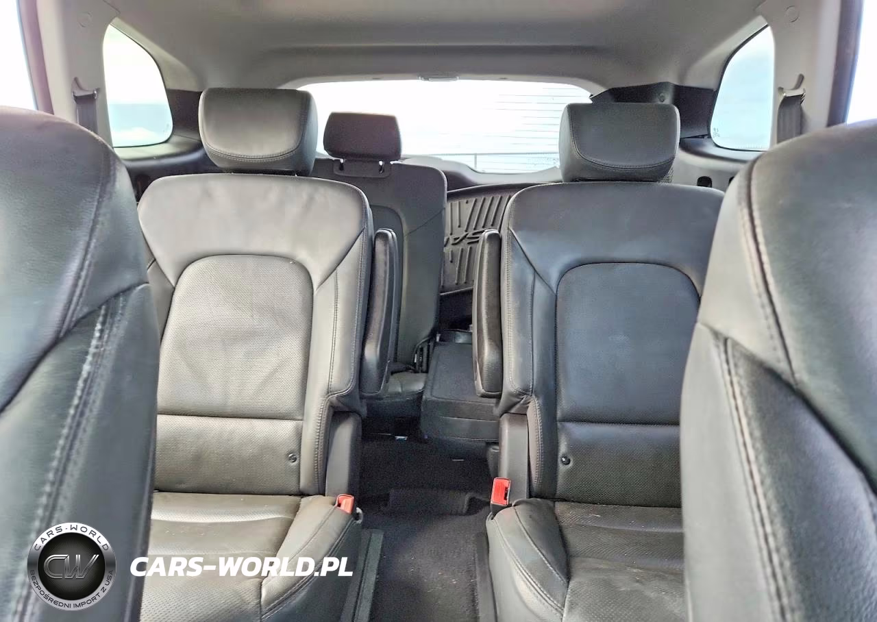 2017 Hyundai Santa Fe Limited Ultimate VIN:KM8SR4HF4HU215489 - 10