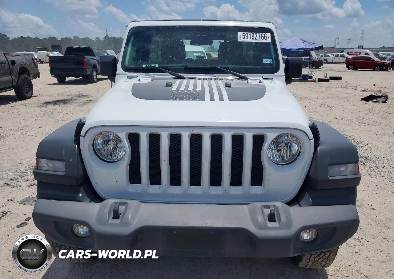 2018 Jeep Wrangler Unlimited Sport VIN:1C4HJXDN4JW265811 - 5