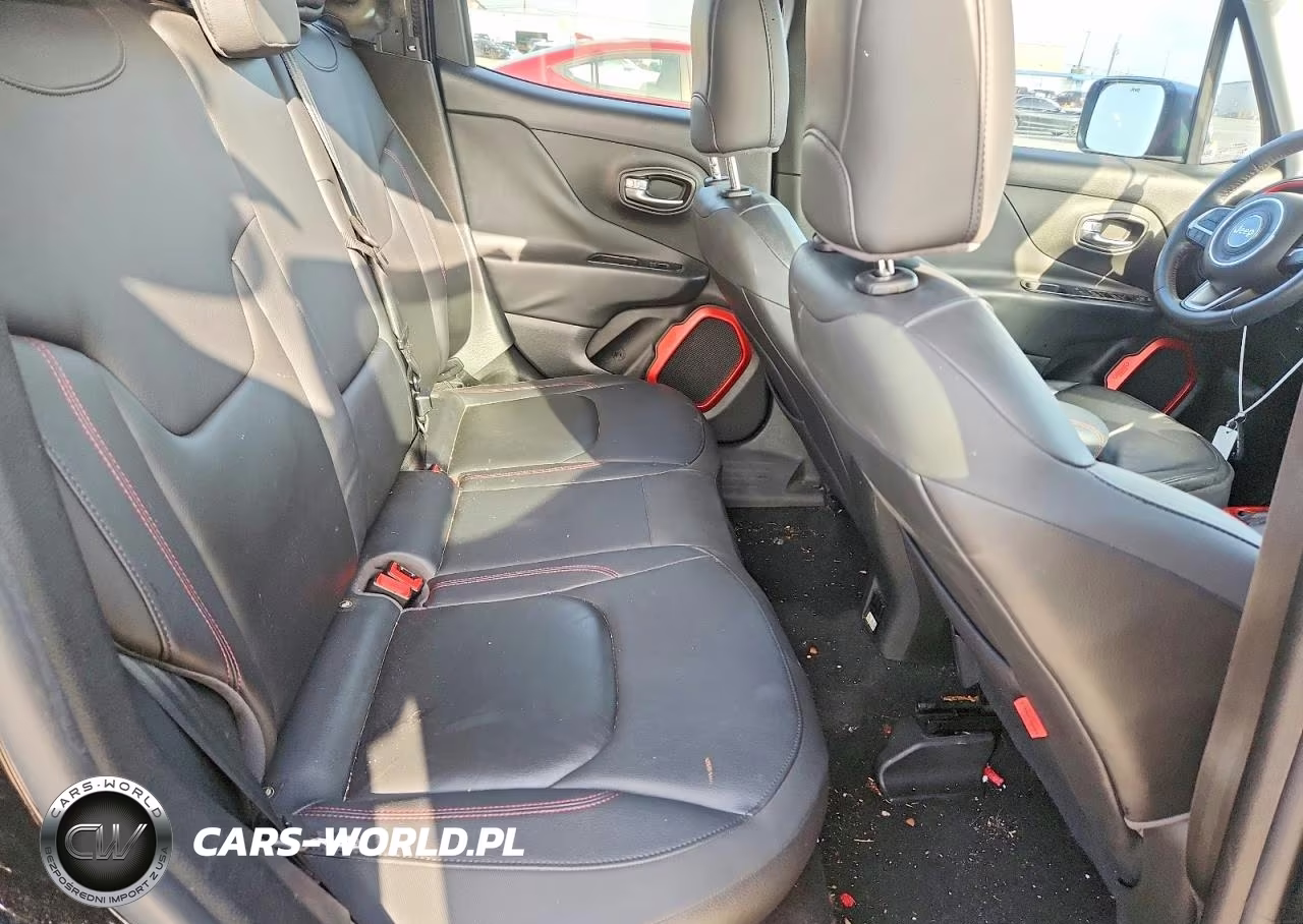 2016 Jeep Renegade Trailhawk VIN:ZACCJBCTXGPC94183 - 10