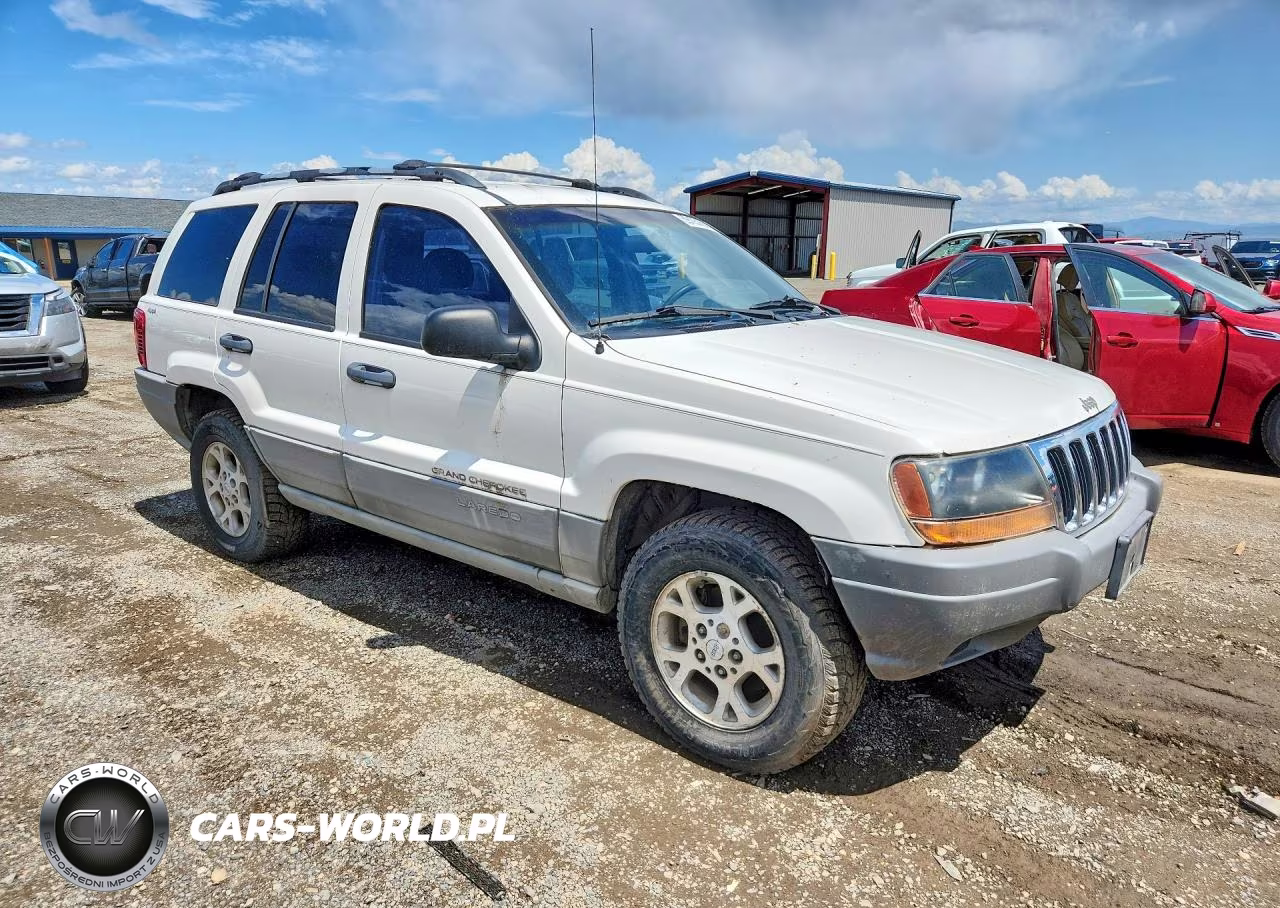 2000 Jeep Grand Cherokee Laredo VIN:1J4GW48S7YC111837 - 4