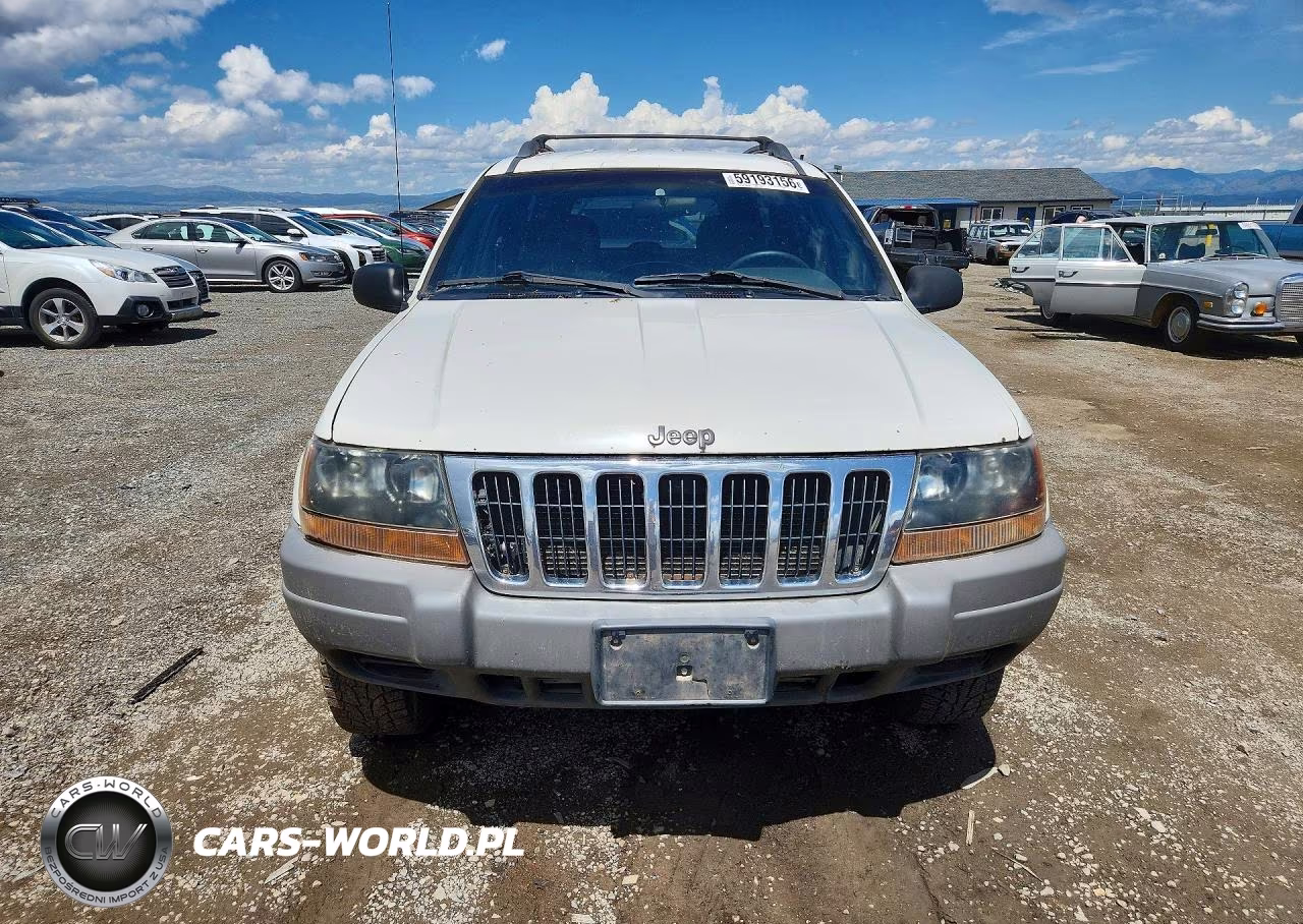 2000 Jeep Grand Cherokee Laredo VIN:1J4GW48S7YC111837 - 5
