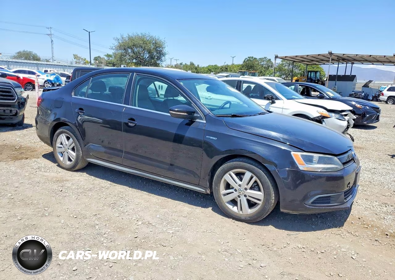 2013 Volkswagon Jetta VIN:3VW637AJ3DM262208 - 4