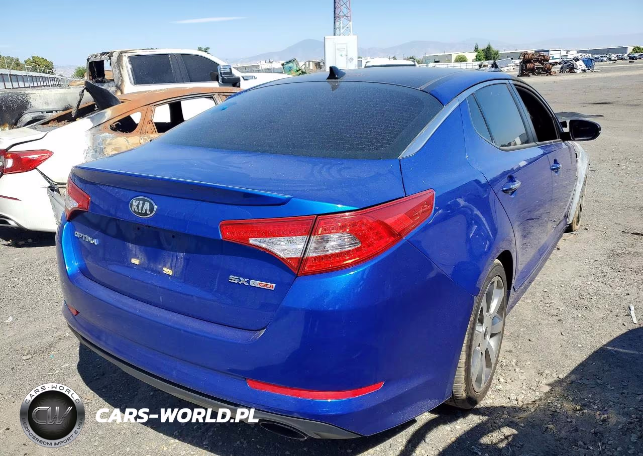 KIA OPTIMA VIN:5XXGR4A61CG015379 - 3