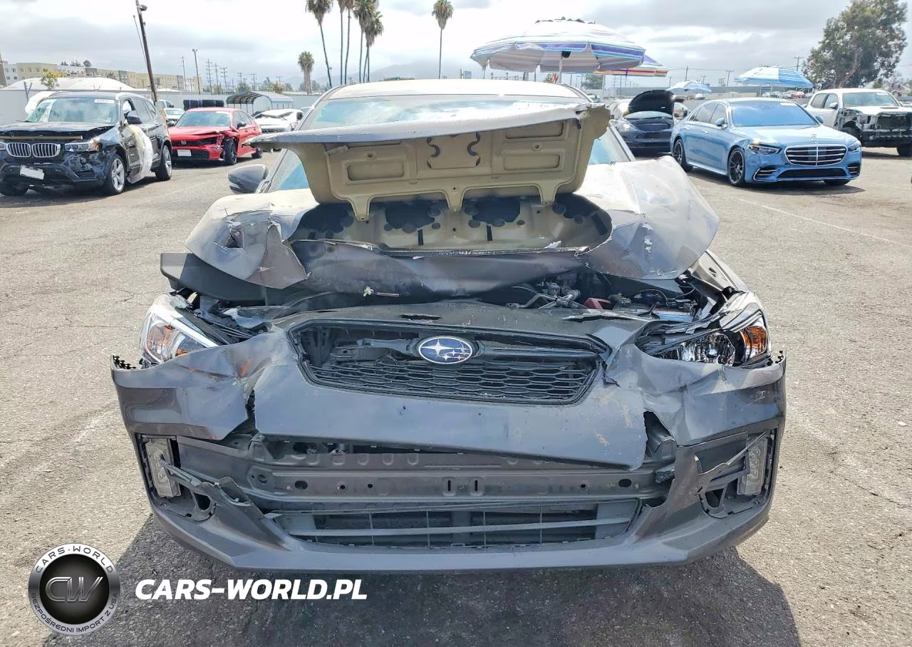 2018 Subaru Impreza Sport VIN:4S3GTAK69J3732804 - 5