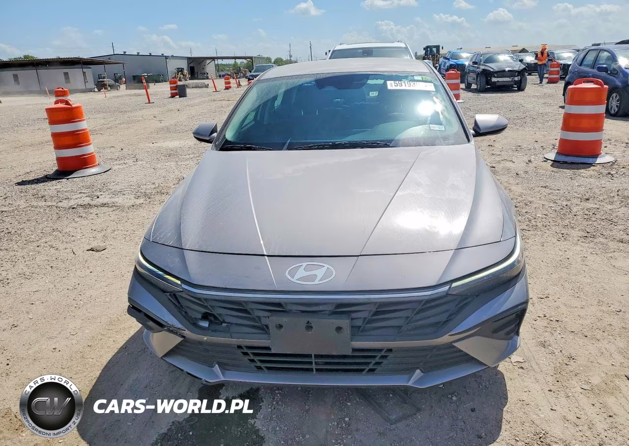 2025 Hyundai Elantra Se VIN:KMHLL4DG8SU027179 - 5