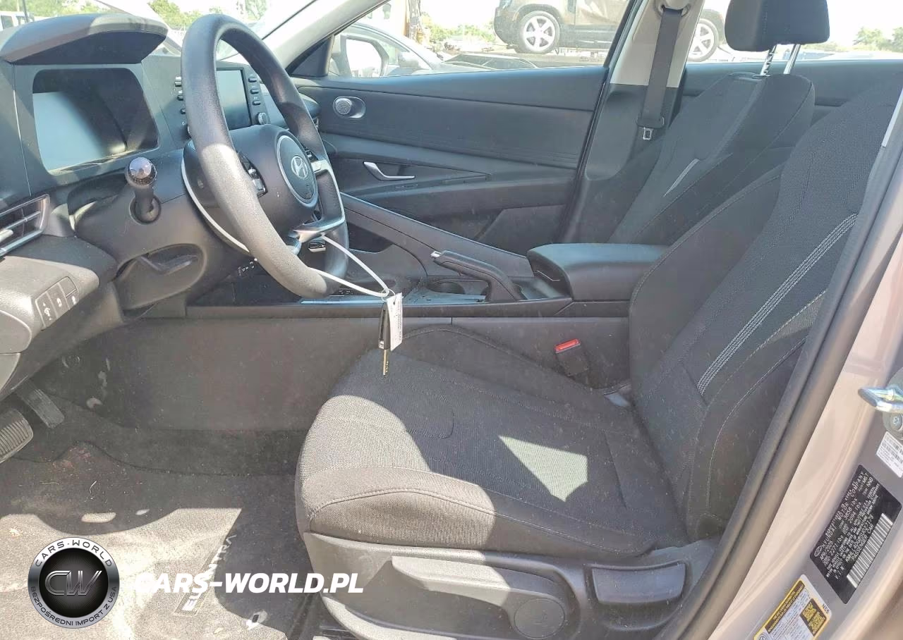 2025 Hyundai Elantra Se VIN:KMHLL4DG8SU027179 - 7