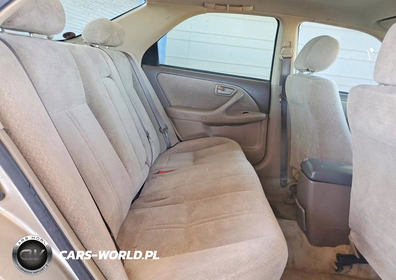 2000 Toyota Camry Le VIN:JT2BG22K4Y0440306 - 10