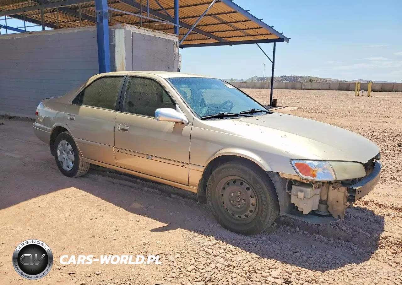 2000 Toyota Camry Le VIN:JT2BG22K4Y0440306 - 4