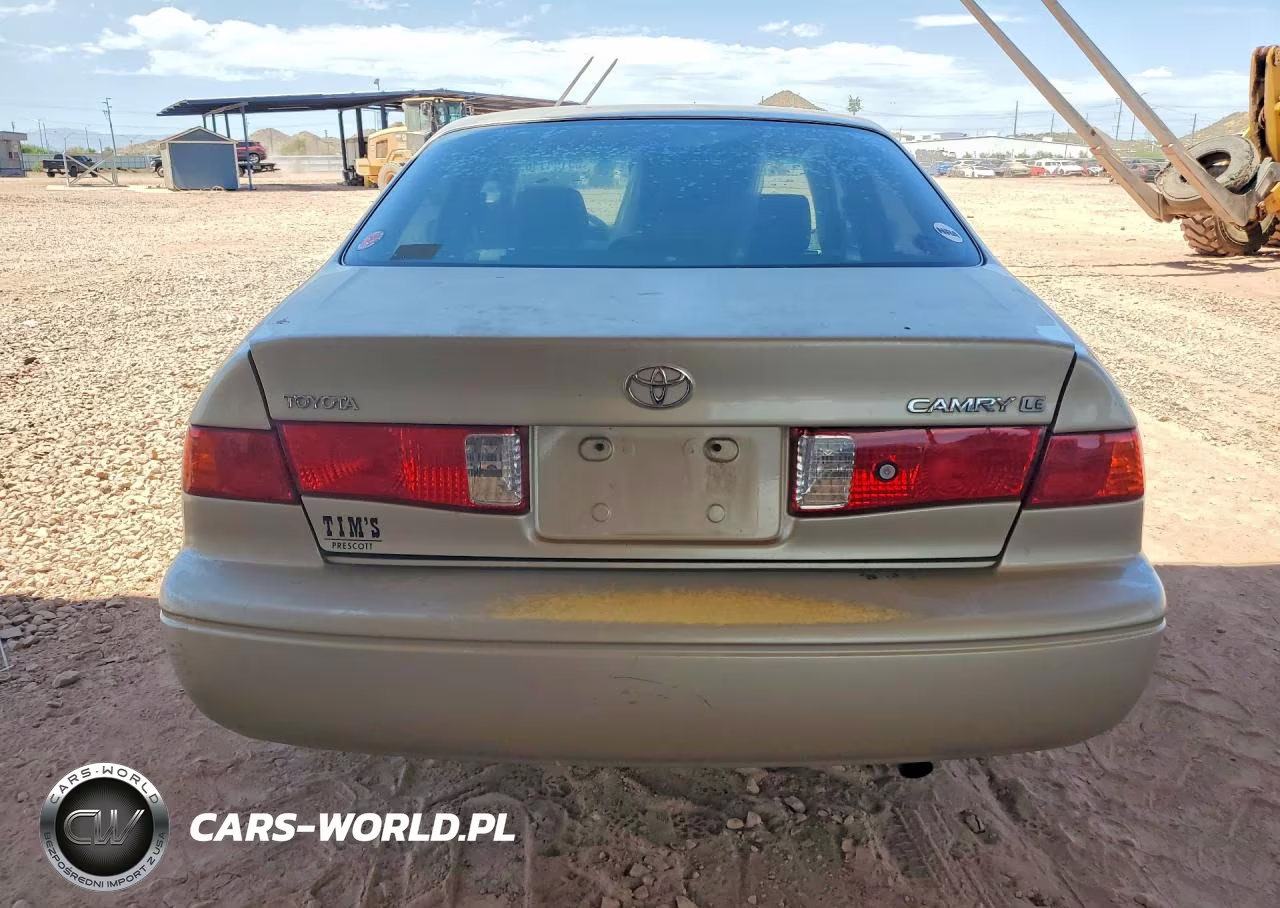 2000 Toyota Camry Le VIN:JT2BG22K4Y0440306 - 6