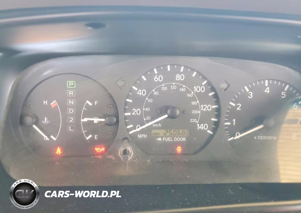 2000 Toyota Camry Le VIN:JT2BG22K4Y0440306 - 9