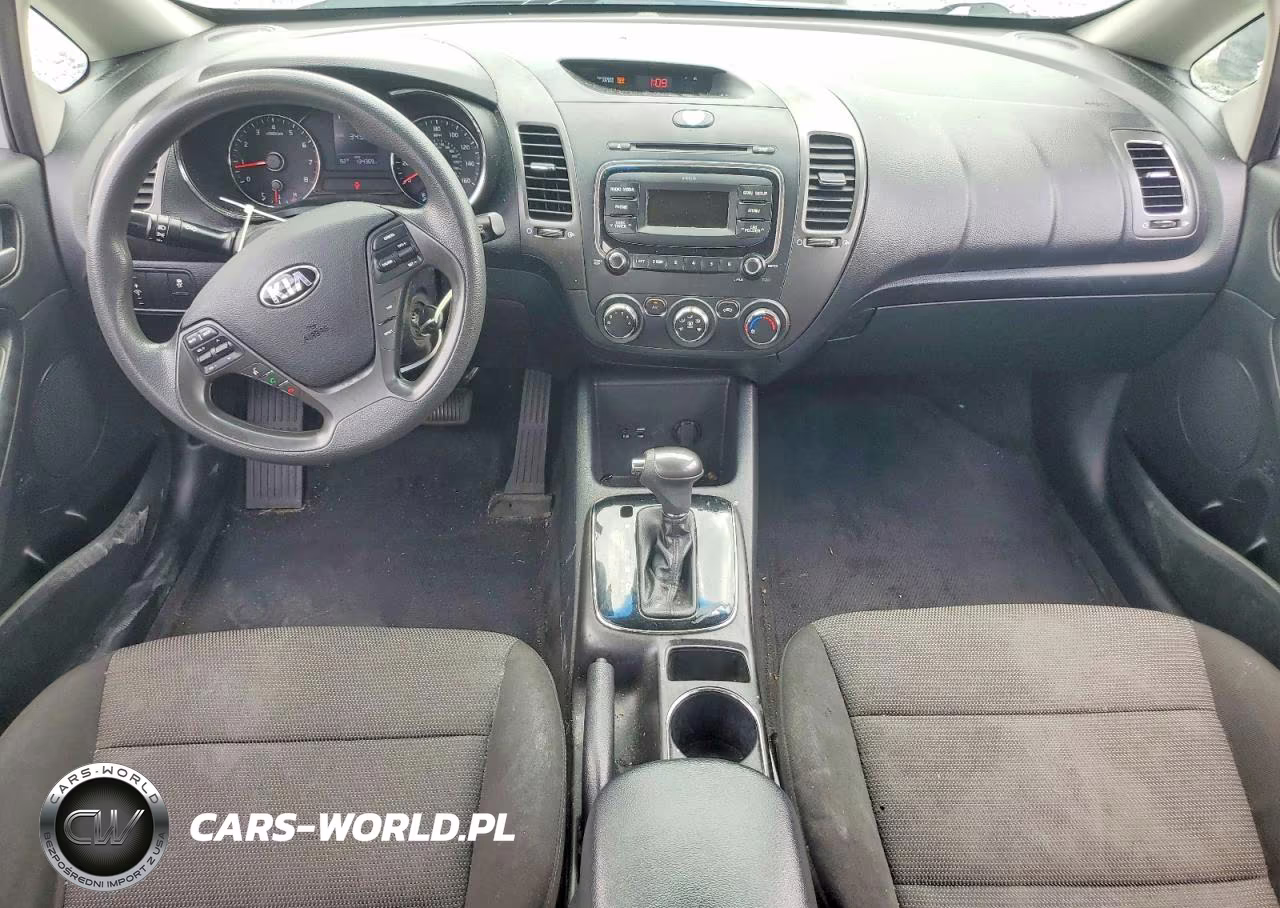 2018 Kia Forte Lx VIN:3KPFK4A74JE169504 - 8