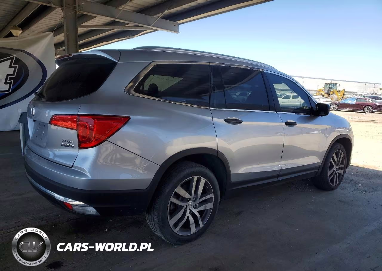2016 Honda Pilot Elite VIN:5FNYF6H0XGB114253 - 3