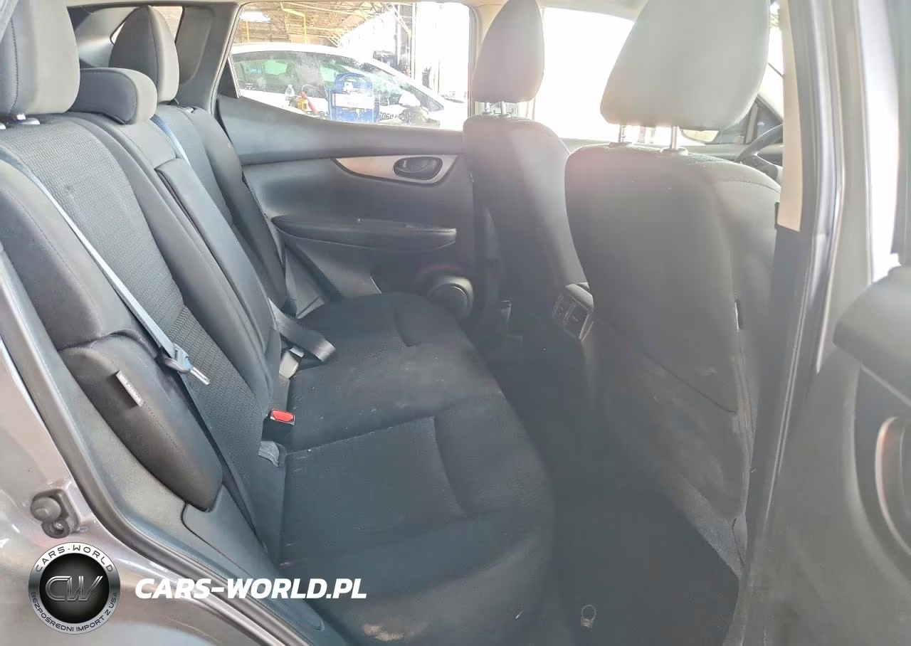 2020 Nissan Rogue Sport S VIN:JN1BJ1CV0LW280459 - 11