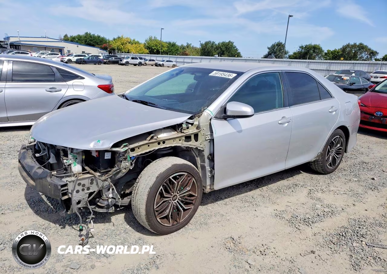 2013 Toyota Camry Se – zdjęcie 1 z 13