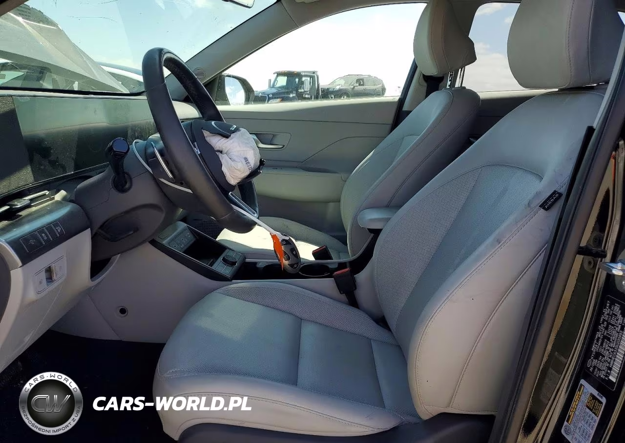 2025 Hyundai Kona Limited VIN:KM8HECA33SU200893 - 7